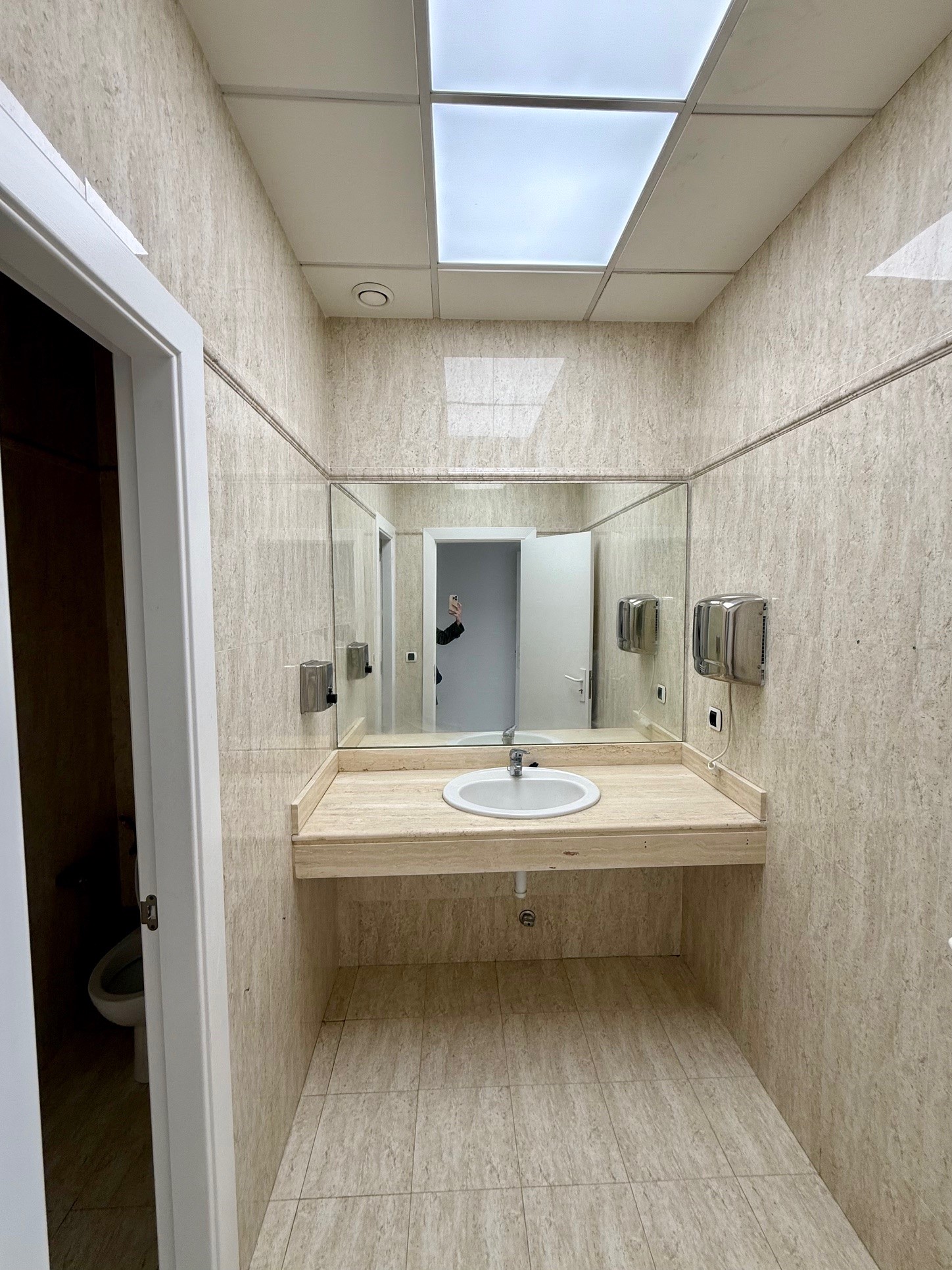 Son castelló- gran via asima 20 a 21